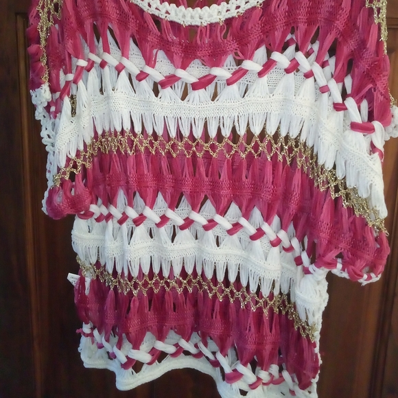 Very cute layering top - Picture 2 of 7